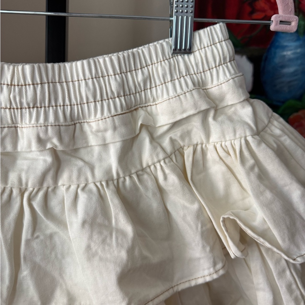 Talulah Cream Ruffled Mini Skirt NWT - Picture 6 of 6